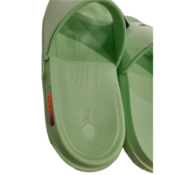 Nike EYBL Calm Slides Sandals Mint Green Family PE NEW Mens Size 9 FQ7961 300 main image 5